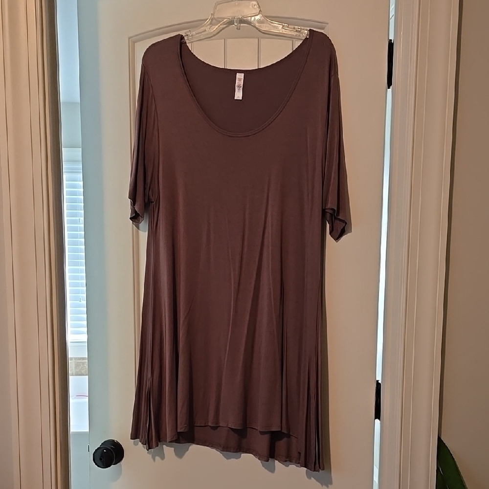 Women's Mauve Top